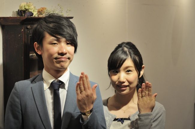 ブラックダイヤとハーフエタニティのオリジナル結婚指輪