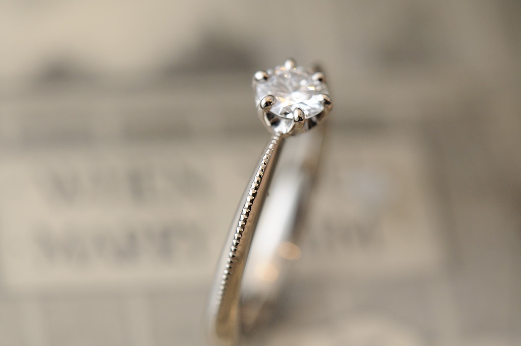 オーダーメイド婚約指輪//solitaire　ミルグレイン
