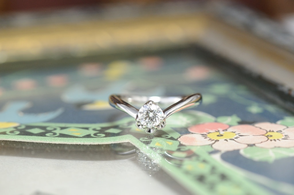 オーダーメイド婚約指輪//Vline　ドレープ