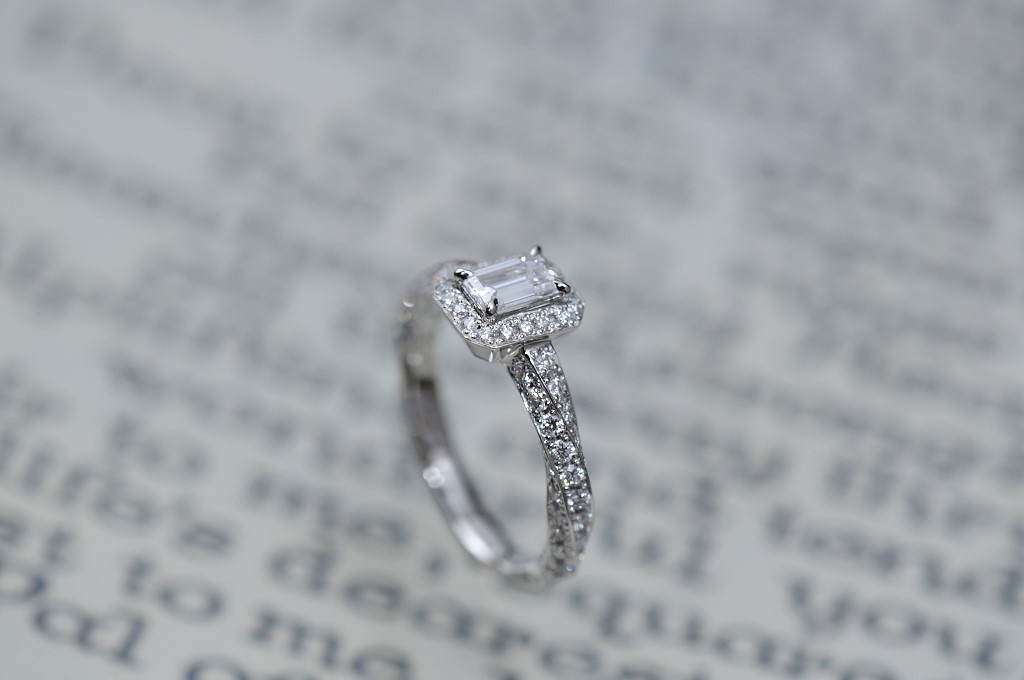 オーダーメイド婚約指輪//twist Halo ring　カスタム