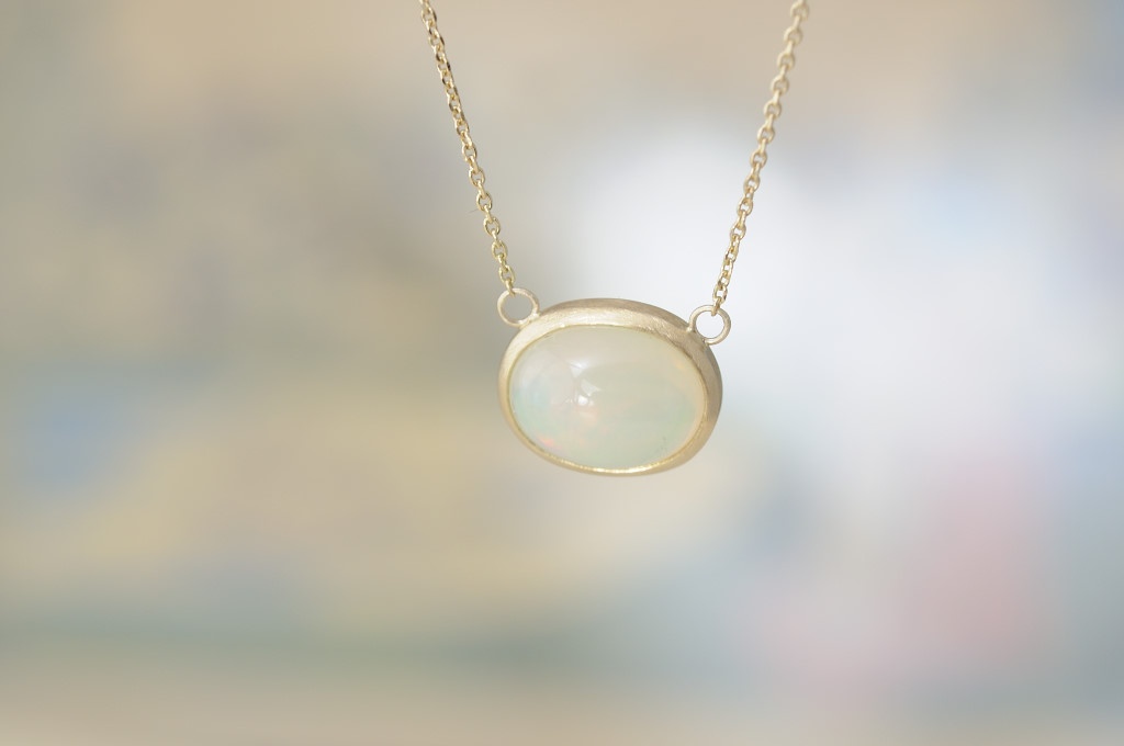 オーダーメイド婚約指輪//ペンダント　オパール