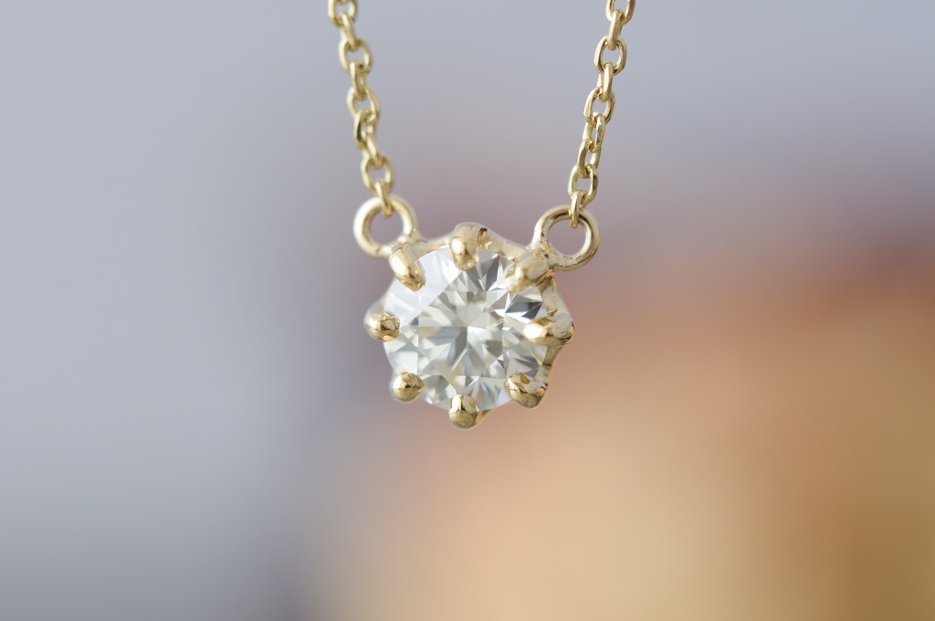 オーダーメイド婚約指輪//ペンダント　ダイヤモンド