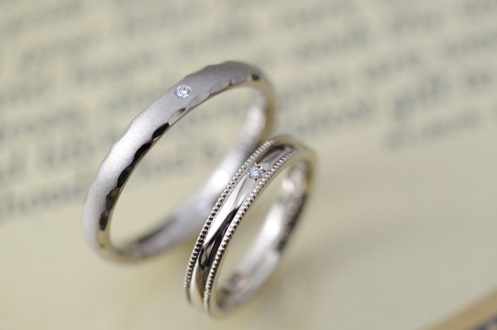 シャンパンゴールド　ミルグレイン+ダイヤモンド　結婚指輪