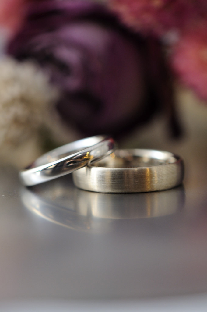 甲丸リング　ヘアライン×ミラー