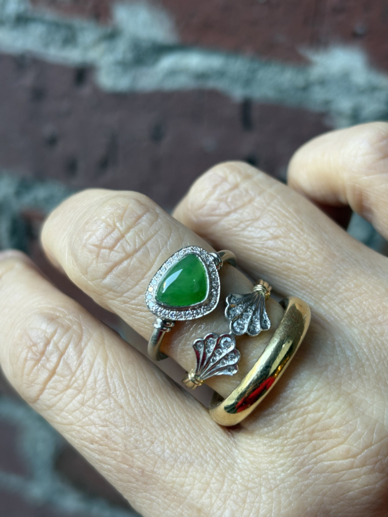 翡翠リング　仕上げ前