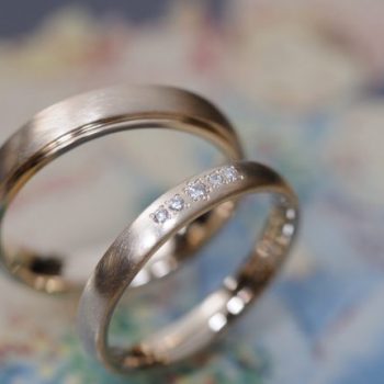 〔結婚指輪〕ローズゴールドとダイヤモンド