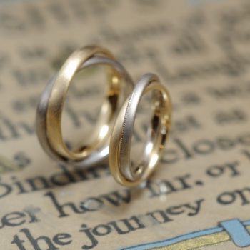 二連の結婚指輪