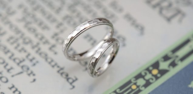 鎚目の結婚指輪
