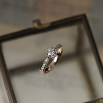 フルオーダーの婚約指輪