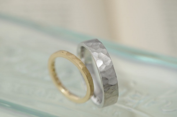 平鎚目のオーダーメイド結婚指輪