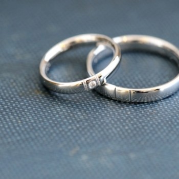 ダイヤとミルと彫りのオーダーメイド結婚指輪