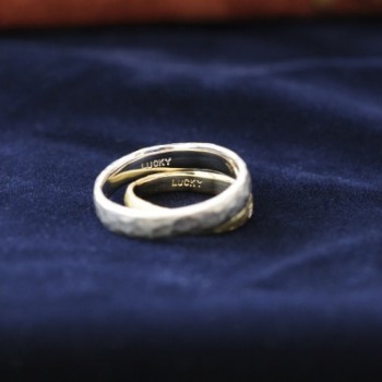 鎚目マットのオーダーメイド結婚指輪