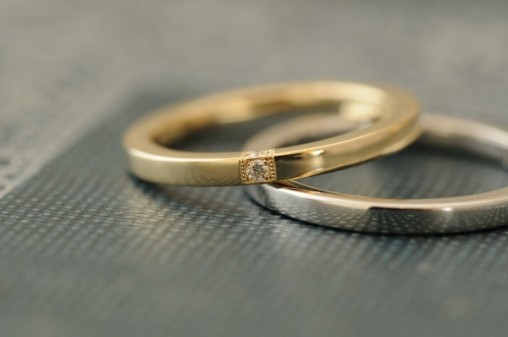 クラシックで細身のオーダーメイド結婚指輪