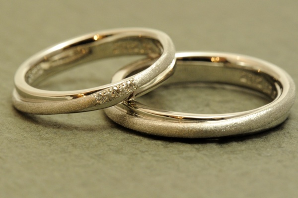プラチナの二連風オーダーメイド結婚指輪