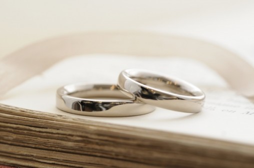 ボリュームありシンプルなオーダーメイド結婚指輪