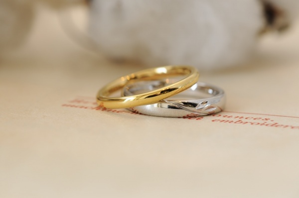 純金のオーダーメイド結婚指輪