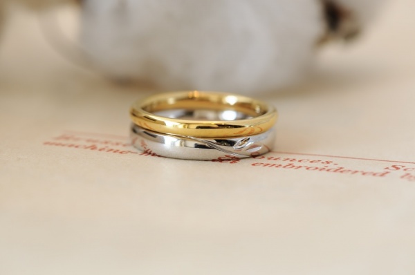 純金のオーダーメイド結婚指輪
