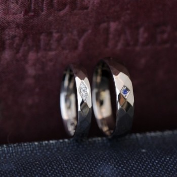 菱形鎚目のオーダーメイド結婚指輪