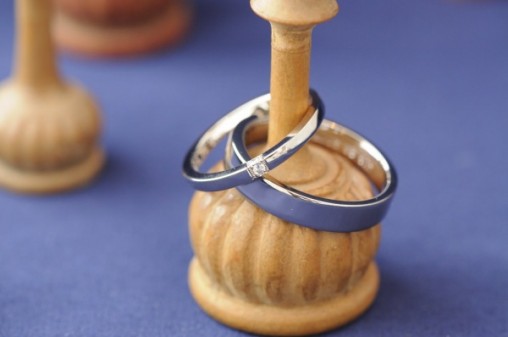 プラチナとホワイトゴールドのオーダーメイド結婚指輪