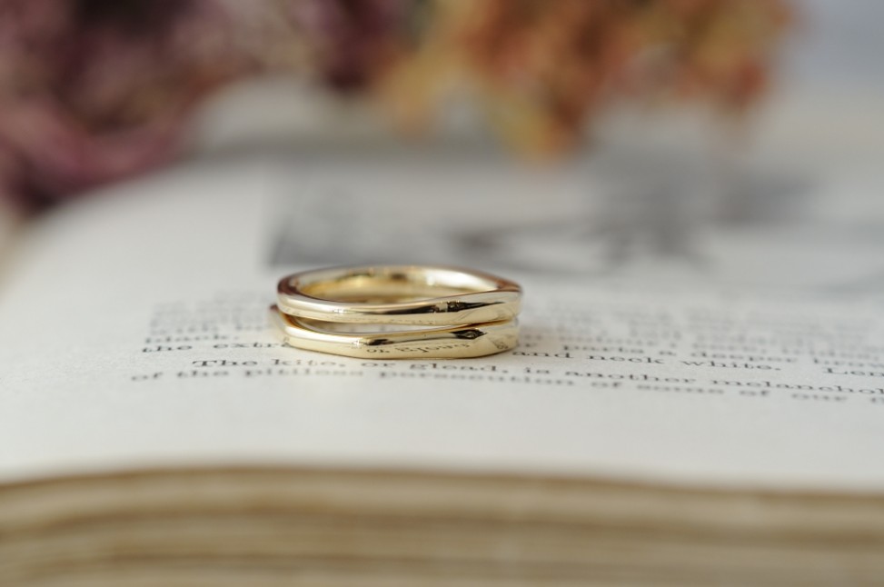 ラフカットのオーダーメイド結婚指輪