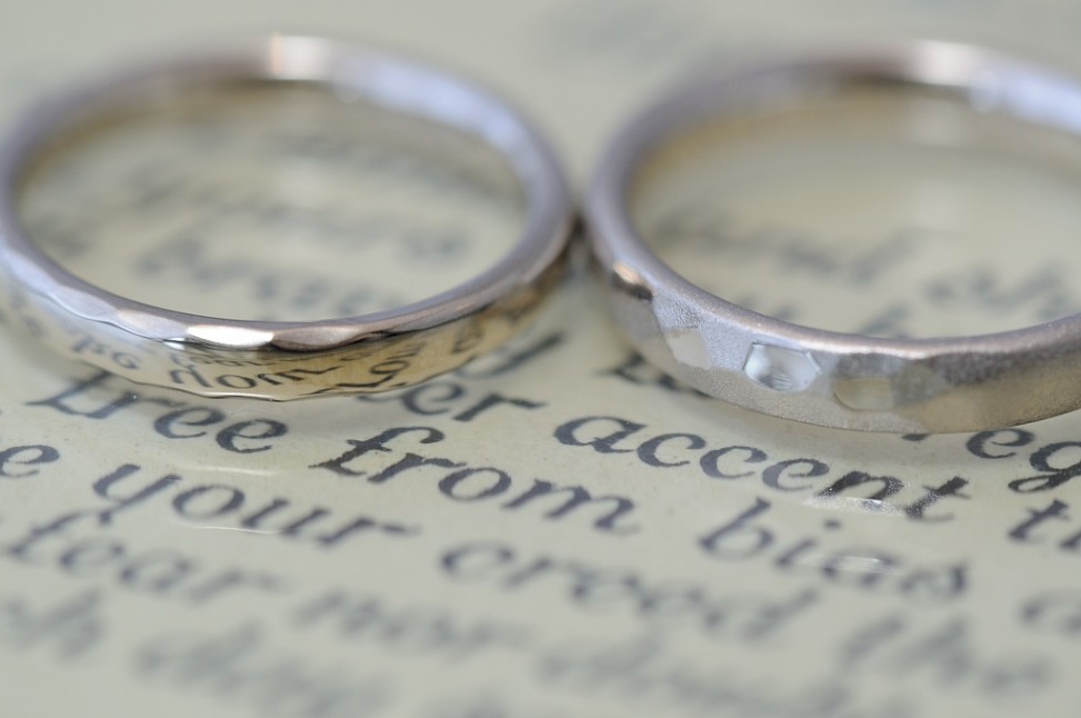 槌目の結婚指輪