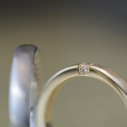 ダイヤとミルとプラチナの結婚指輪