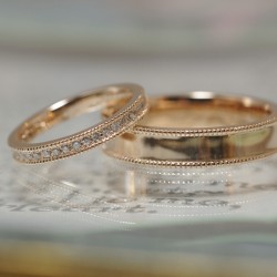 エタニティーローズゴールドの結婚指輪
