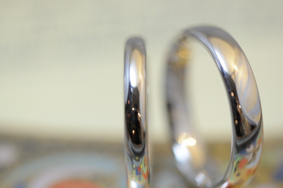 プラチナ甲丸結婚指輪