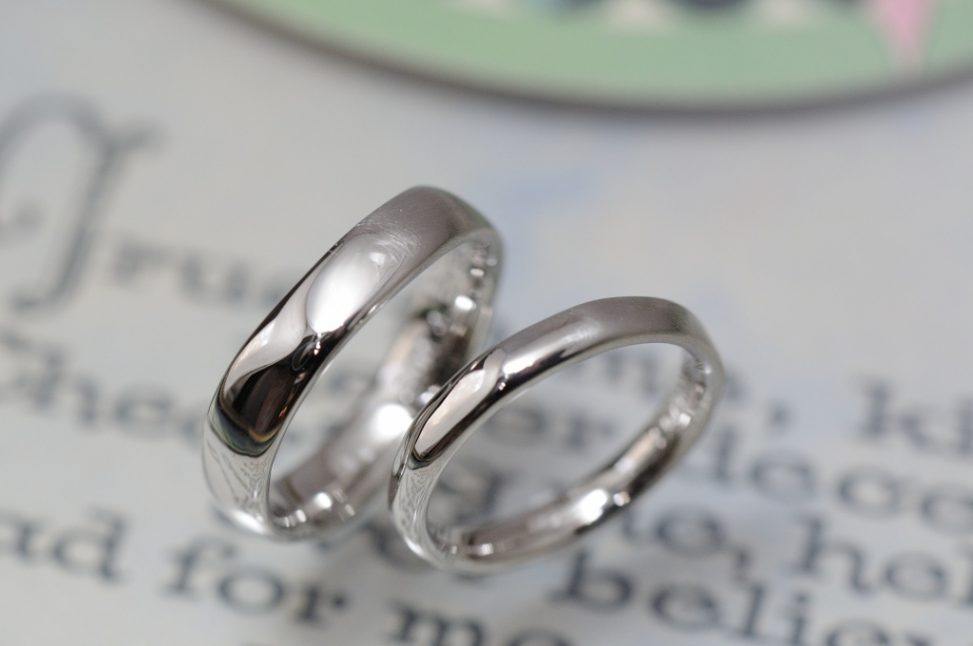プラチナラフVライン結婚指輪