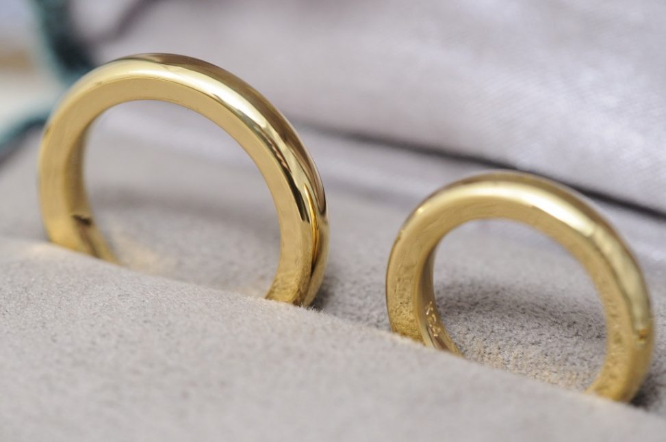 純金の結婚指輪