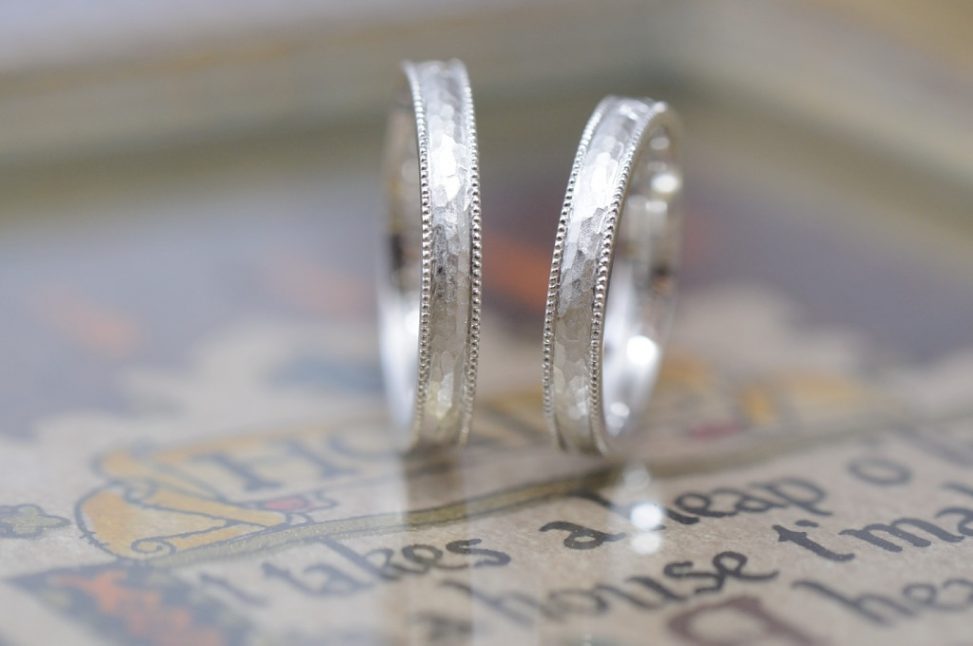 ミルと鎚目のオーダーメイド結婚指輪