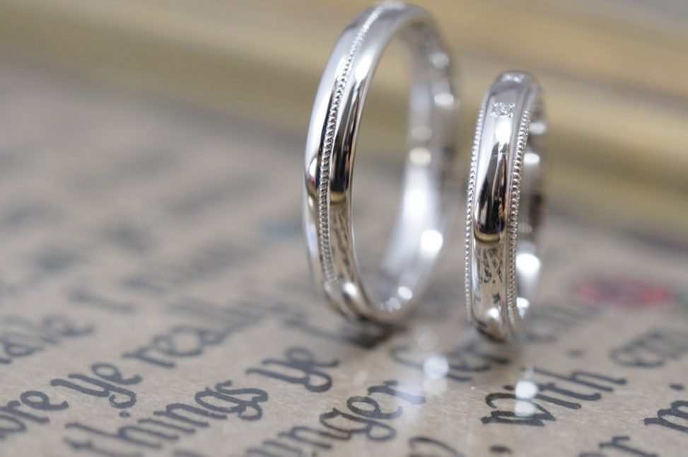 プラチナとミルグレインのオーダーメイド結婚指輪