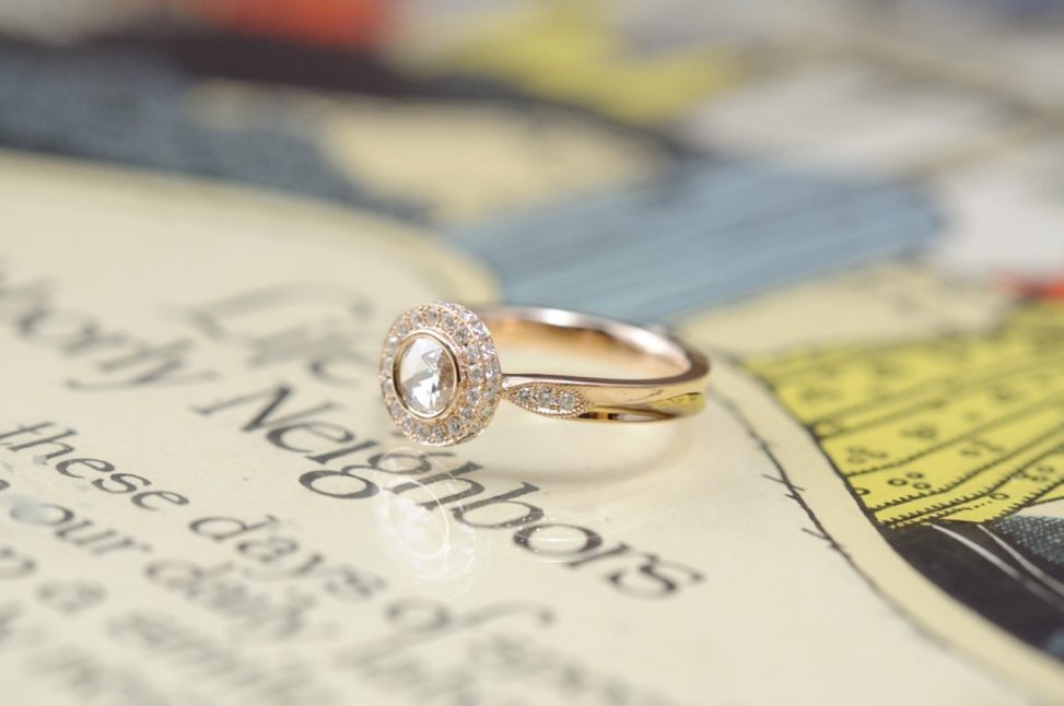 ローズゴールドのローズカットダイヤモンド婚約指輪