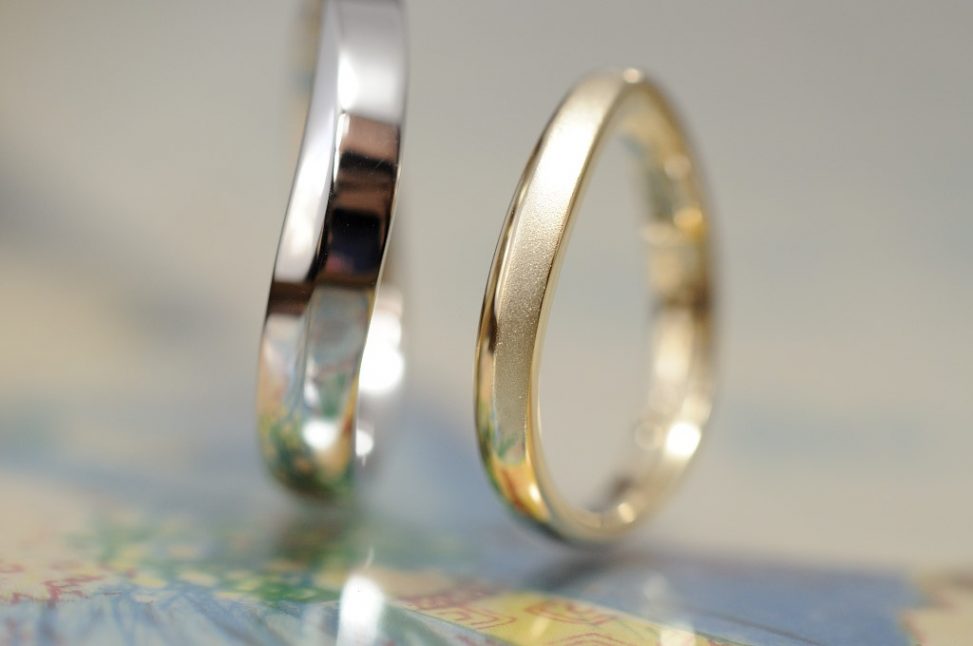 ウェーブのオーダーメイド結婚指輪
