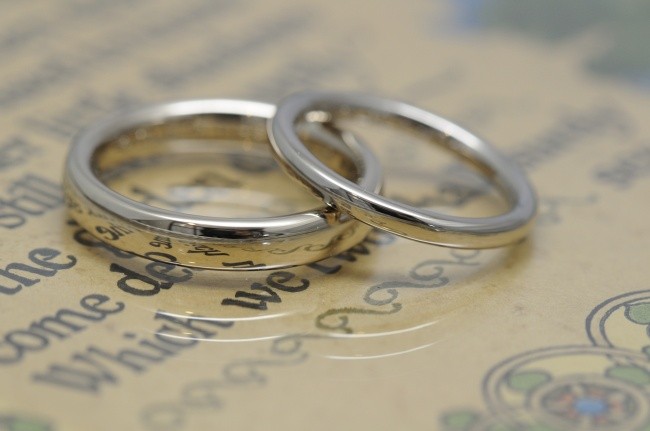 シャンパンゴールド、ホワイトゴールド