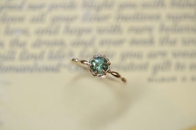 こんな色もあります。