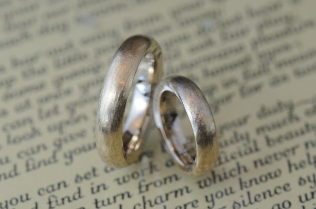 〔結婚指輪〕ボリュームテーパー