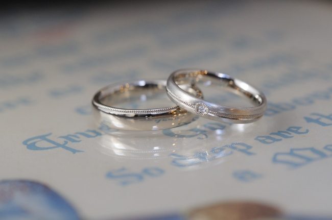 〔結婚指輪〕シャンパンゴールドとミルグレイン