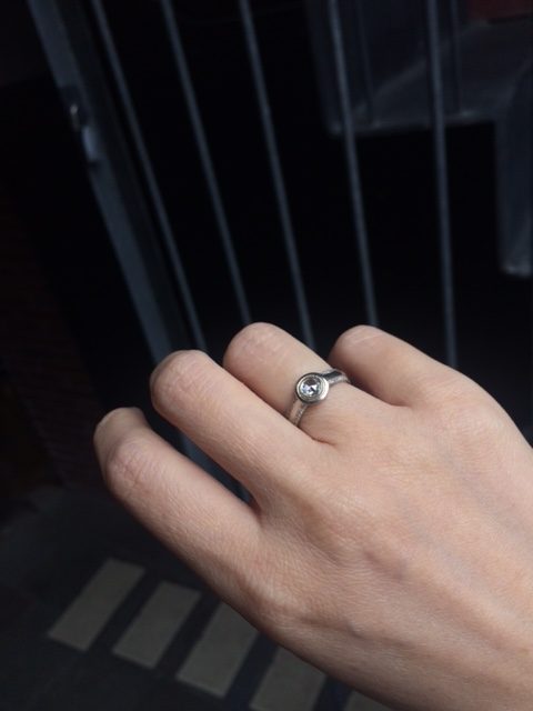 雨模様とローズカット