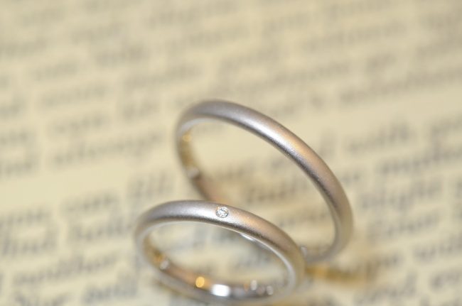 〔結婚指輪〕サンドブラストとシャンパンと