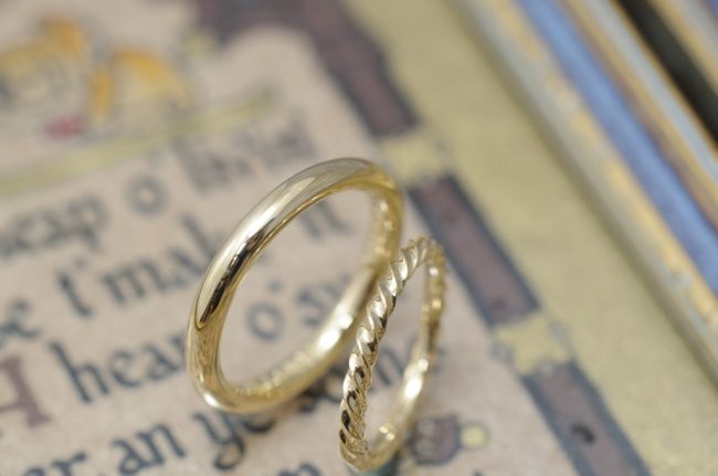 〔結婚指輪〕丸いフォルム