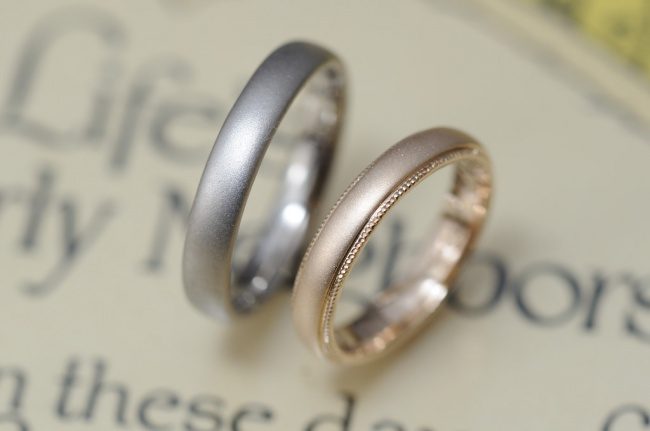 〔結婚指輪〕サンドブラストが美しい