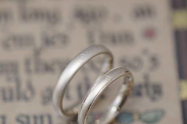 〔結婚指輪〕サンドブラストとシャンパンゴールド