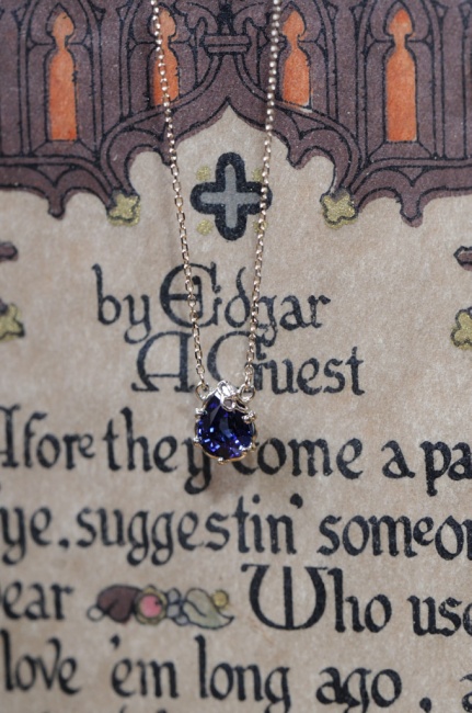 サファイアペンダント