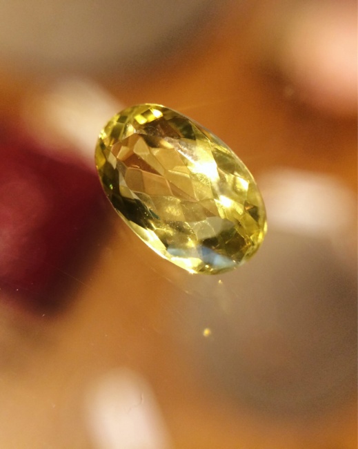 今日もせっせとシャンデリア