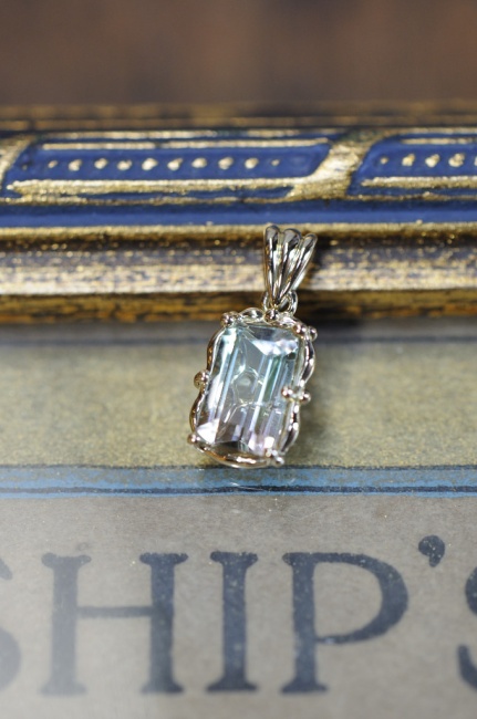 優しいバイカラートルマリン