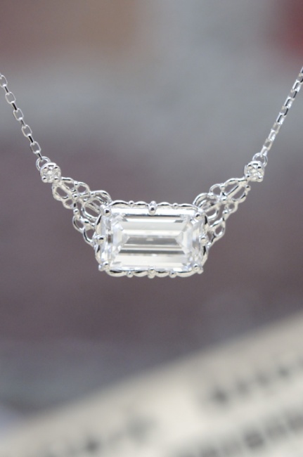 6ctのエメラルドカットダイヤモンド