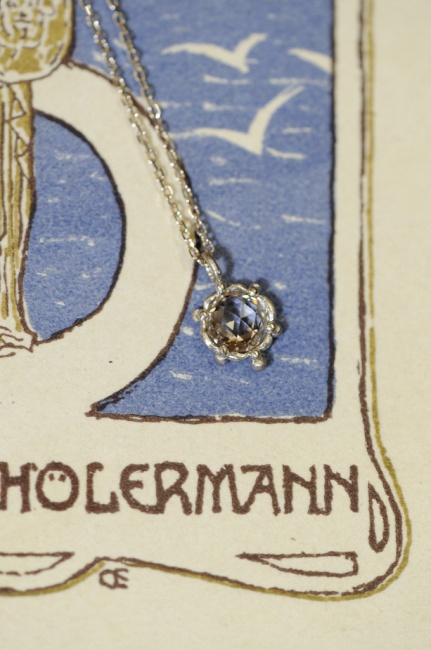 Brownのローズカットダイヤモンド