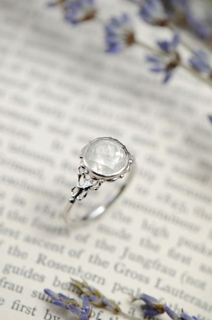 4/29（月）-5/3（金）はお休みです　とレインボートパーズ。