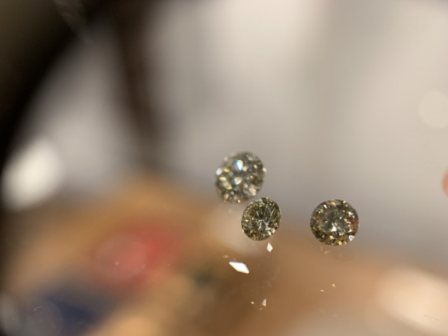 カメレオンダイヤモンド